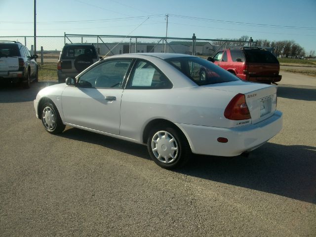 2002 Mitsubishi Mirage 4WD Ext Cab LT