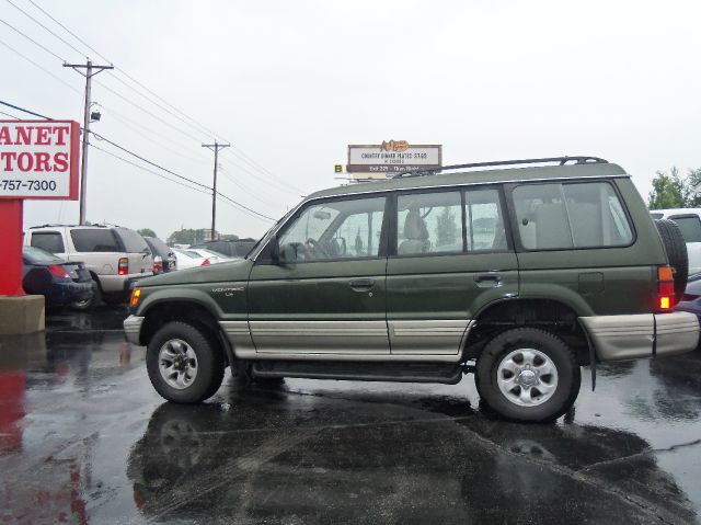 1996 Mitsubishi Montero 3.2