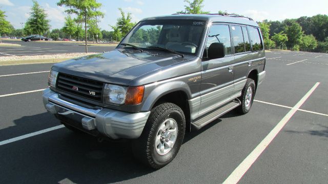 1997 Mitsubishi Montero 3.2