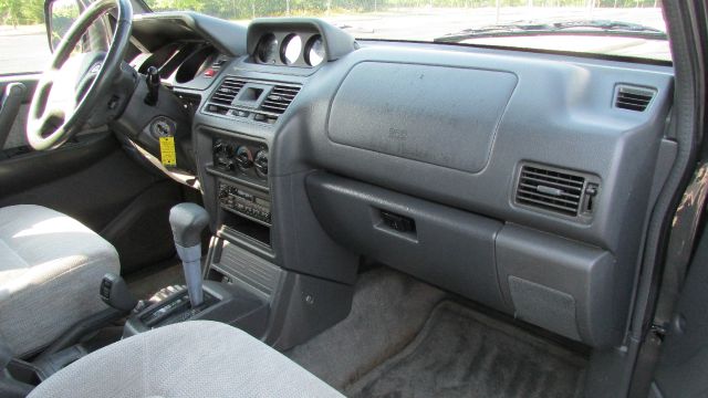 1997 Mitsubishi Montero 3.2