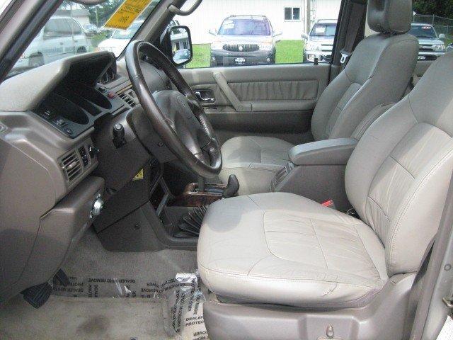 2000 Mitsubishi Montero Ram 3500 Diesel 2-WD