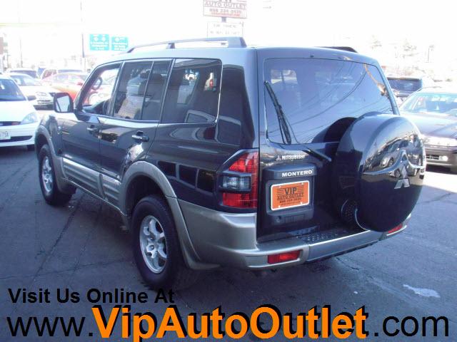 2001 Mitsubishi Montero XLS