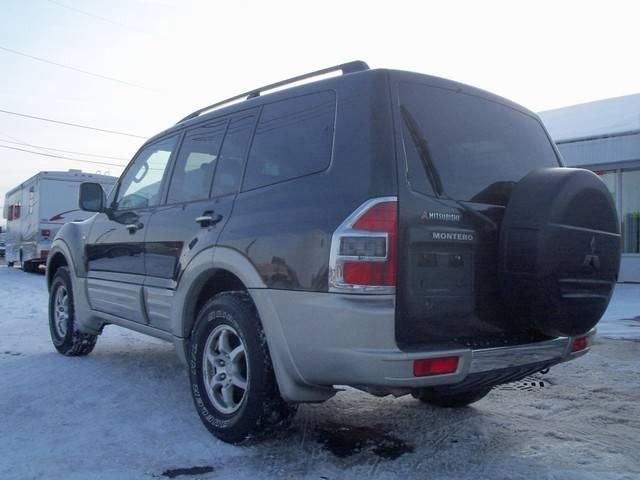 2001 Mitsubishi Montero SLT 25