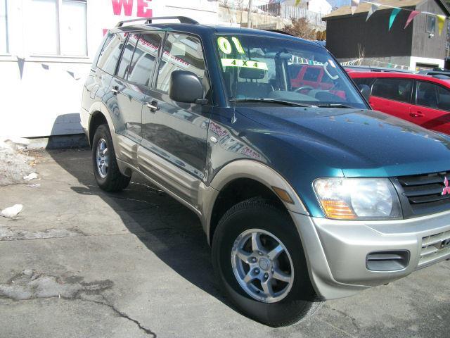 2001 Mitsubishi Montero Reg Cab 159.5 WB C5B