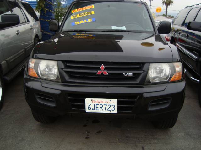 2001 Mitsubishi Montero XLS