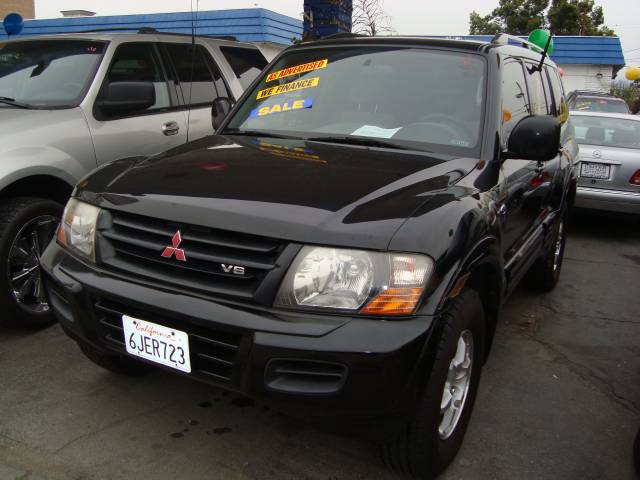 2001 Mitsubishi Montero XLS