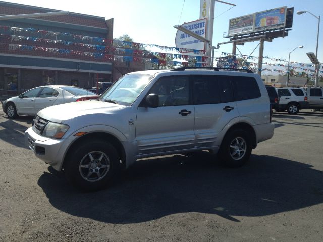 2001 Mitsubishi Montero Reg Cab 159.5 WB C5B