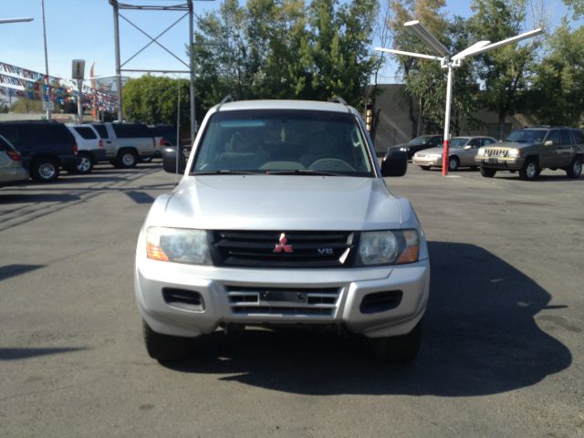 2001 Mitsubishi Montero Reg Cab 159.5 WB C5B