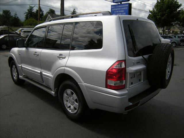 2003 Mitsubishi Montero Unknown