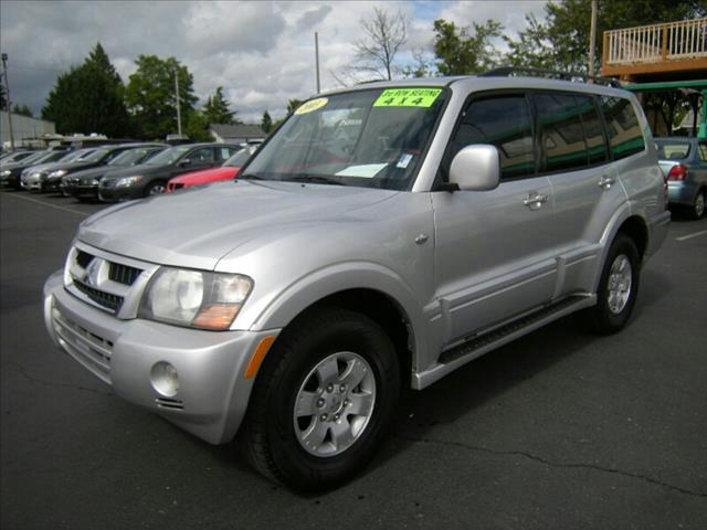 2003 Mitsubishi Montero Unknown