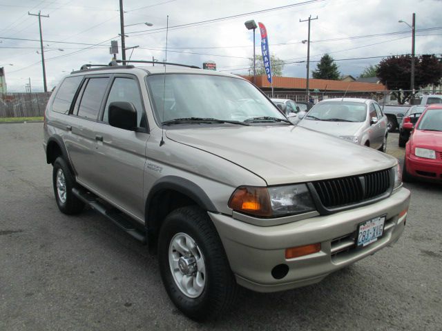 1999 Mitsubishi Montero Sport 3.2