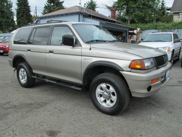 1999 Mitsubishi Montero Sport 3.2