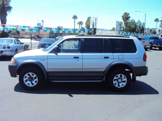 2000 Mitsubishi Montero Sport Reg Cab 159.5 WB C5B