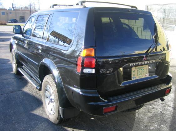 2000 Mitsubishi Montero Sport SLT 25