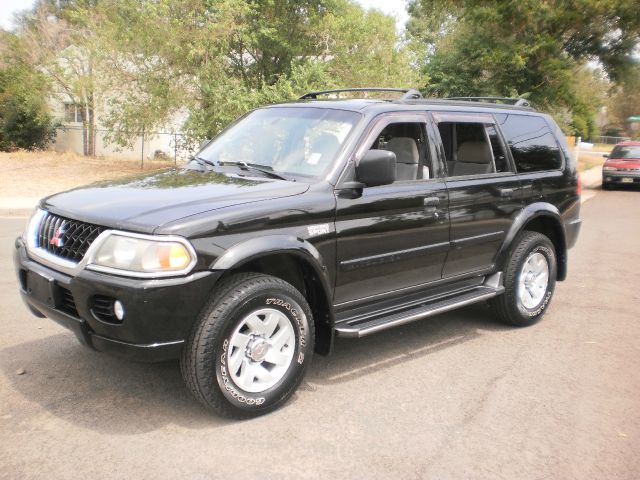 2000 Mitsubishi Montero Sport 3.2