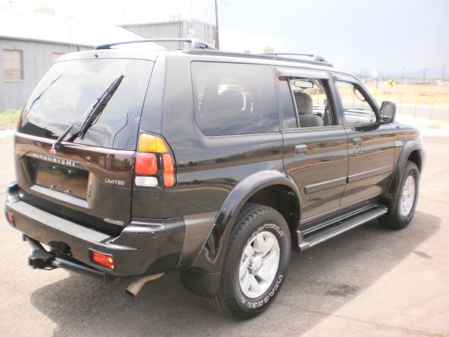 2000 Mitsubishi Montero Sport 3.2