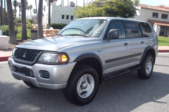 2000 Mitsubishi Montero Sport Reg Cab 159.5 WB C5B