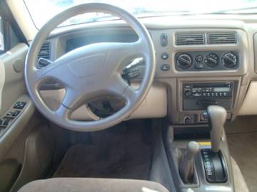 2000 Mitsubishi Montero Sport Unknown