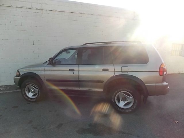 2001 Mitsubishi Montero Sport 3.2