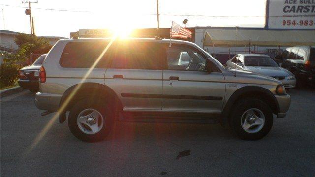 2001 Mitsubishi Montero Sport Unknown