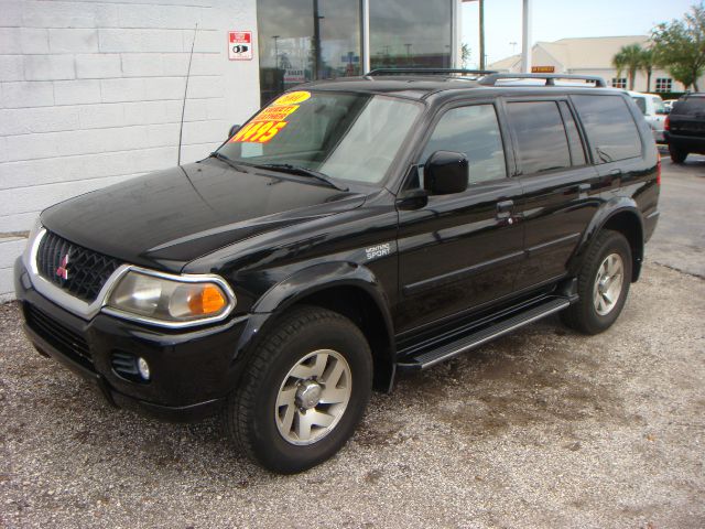 2001 Mitsubishi Montero Sport I Limited