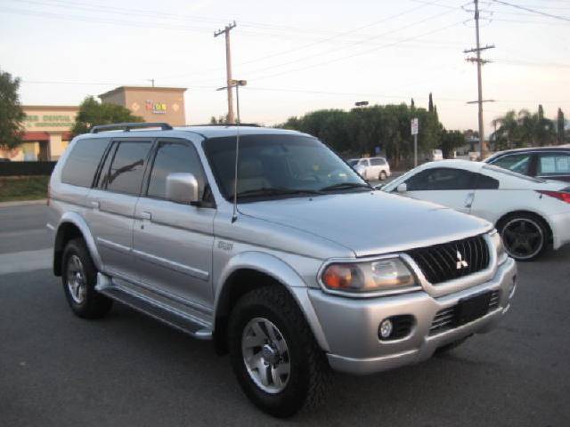 2002 Mitsubishi Montero Sport SLT 25