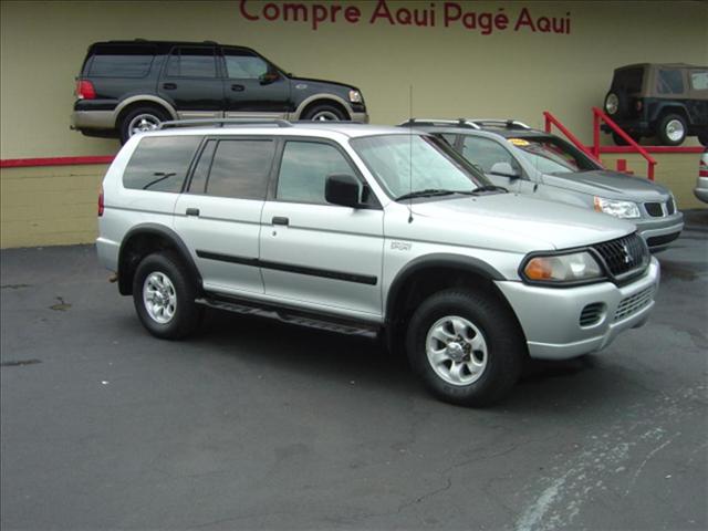 2002 Mitsubishi Montero Sport 4 Dr 3.5 Sedan