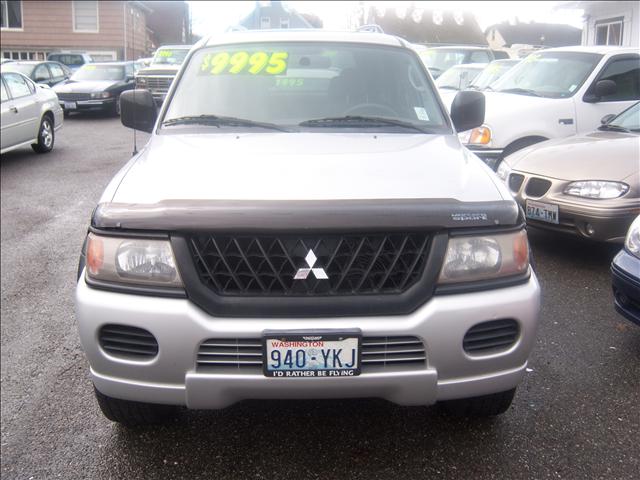 2002 Mitsubishi Montero Sport 2500 SLT 4X4 QUAD CAB