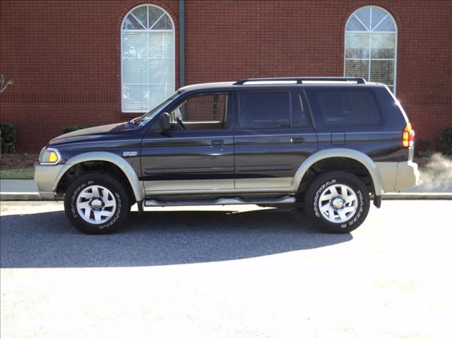 2002 Mitsubishi Montero Sport Unknown