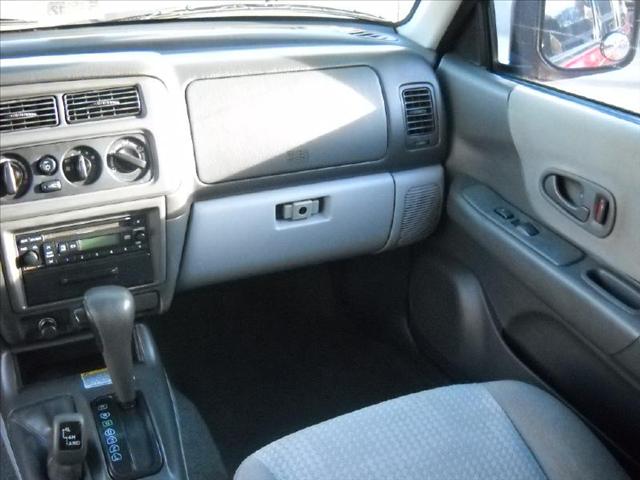 2003 Mitsubishi Montero Sport LW2