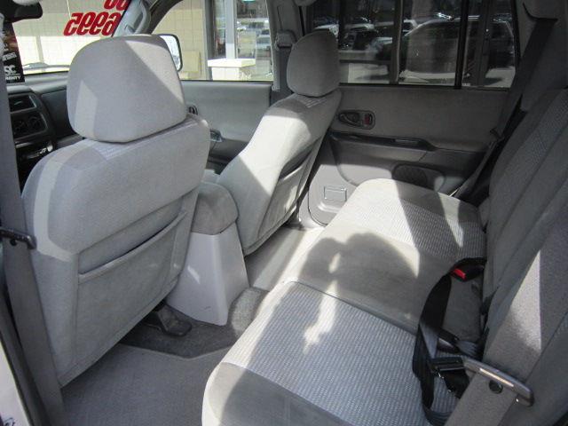 2003 Mitsubishi Montero Sport XLS