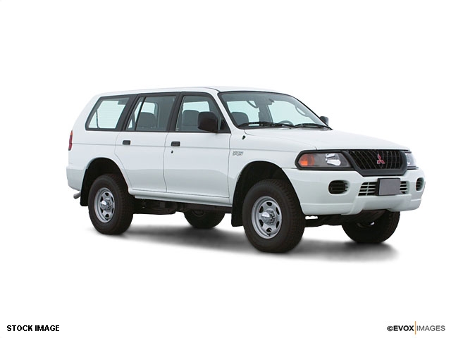 2003 Mitsubishi Montero Sport 4 Dr 3.5 Sedan