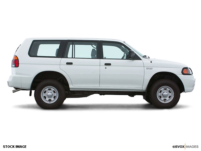 2003 Mitsubishi Montero Sport 4 Dr 3.5 Sedan