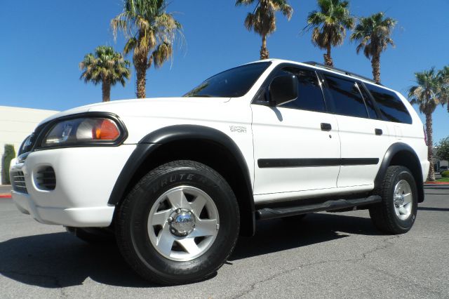 2003 Mitsubishi Montero Sport 3.0cl W/leath