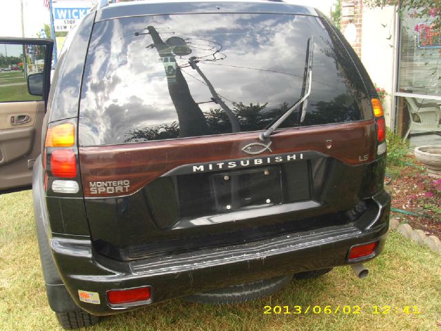 2003 Mitsubishi Montero Sport 3.0cl W/leath