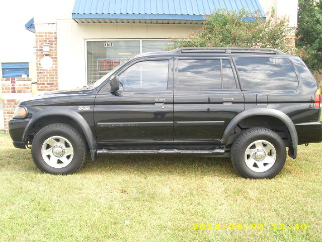 2003 Mitsubishi Montero Sport 3.0cl W/leath