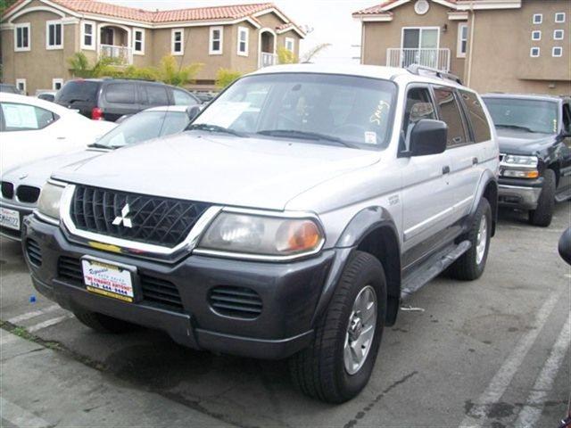 2003 Mitsubishi Montero Sport LT CREW 25