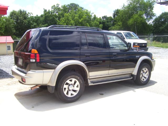 2003 Mitsubishi Montero Sport I Limited