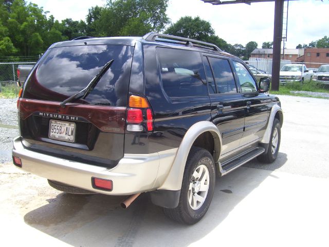 2003 Mitsubishi Montero Sport I Limited