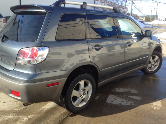 2003 Mitsubishi Outlander LT EXT 15