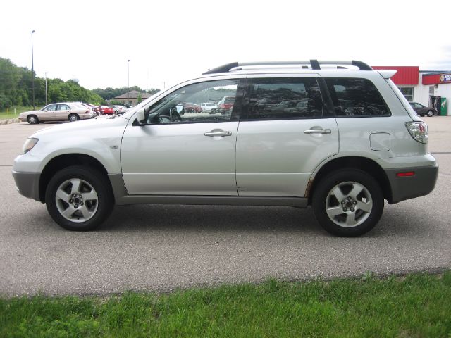 2003 Mitsubishi Outlander LT EXT 15