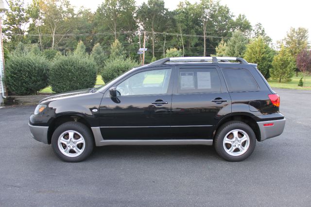 2003 Mitsubishi Outlander 1.8T Quattro Sedan 4D