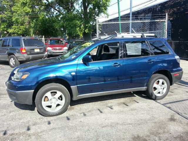 2004 Mitsubishi Outlander XLS