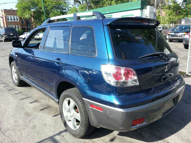 2004 Mitsubishi Outlander XLS