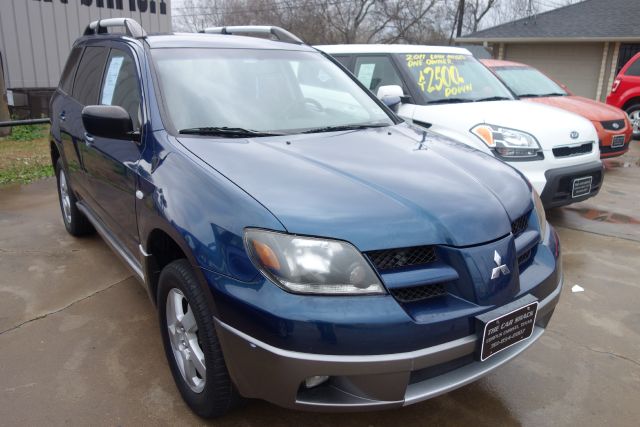 2004 Mitsubishi Outlander Reg Cab 159.5 WB C5B