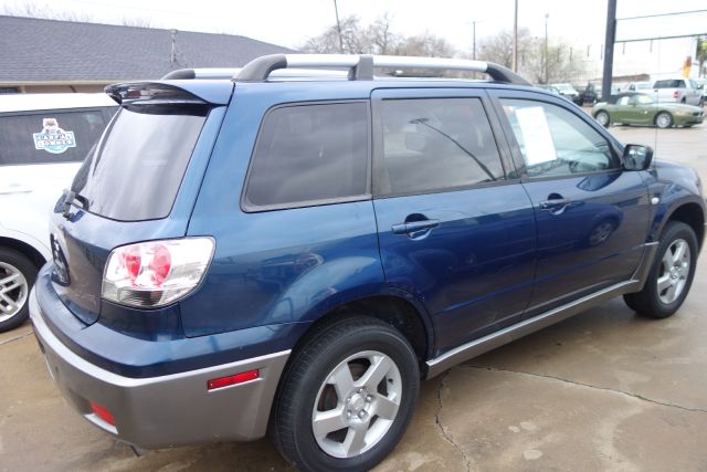 2004 Mitsubishi Outlander Reg Cab 159.5 WB C5B