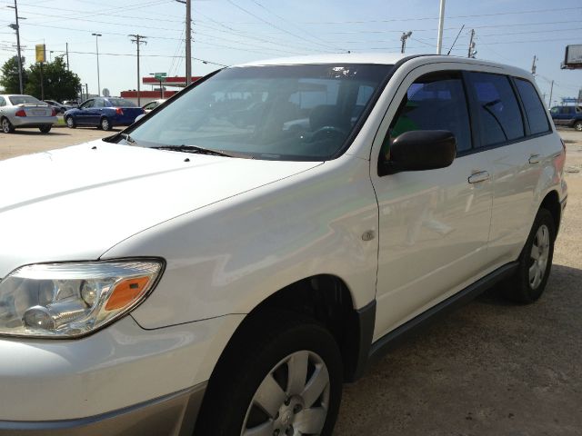 2005 Mitsubishi Outlander 3.0cl W/leath