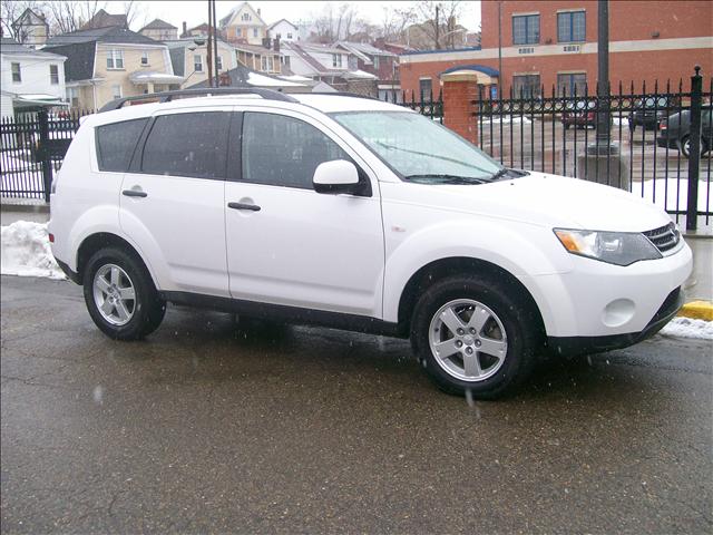 2007 Mitsubishi Outlander Touring W/nav.sys