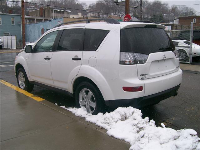 2007 Mitsubishi Outlander Touring W/nav.sys