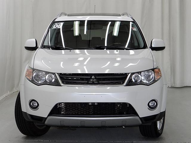 2008 Mitsubishi Outlander SE